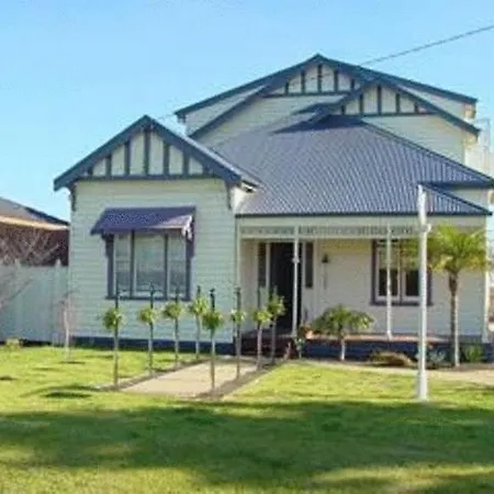 Pelican Sands Bed & Breakfast-2